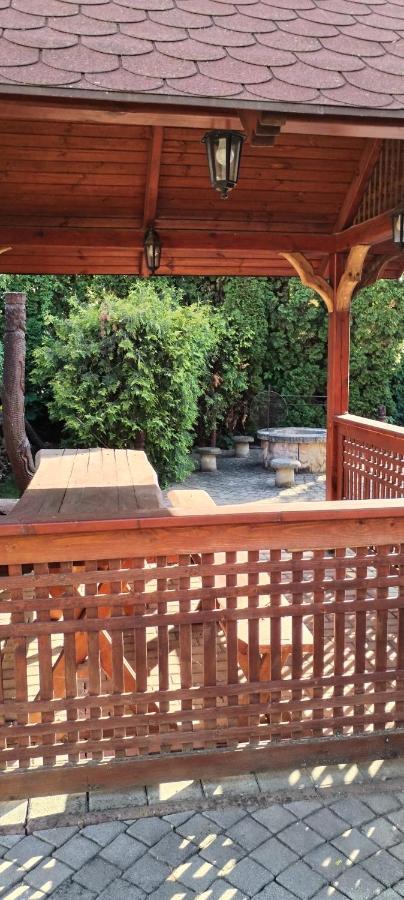 Rozsakert Apartmanhaz Hajdúszoboszló Екстериор снимка