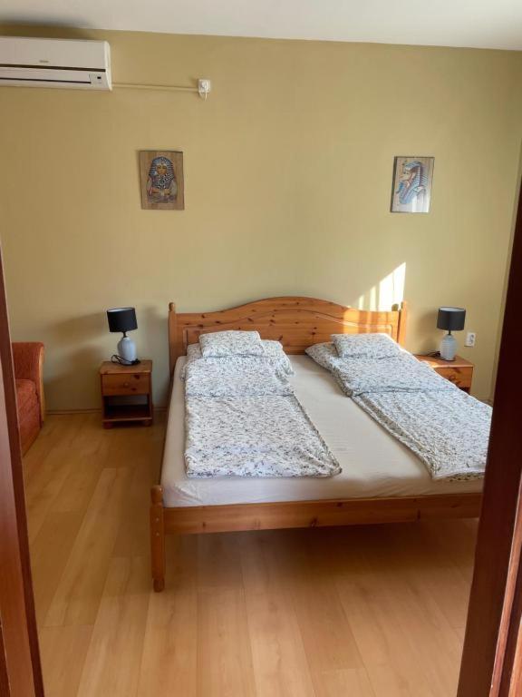 Rozsakert Apartmanhaz Hajdúszoboszló Екстериор снимка