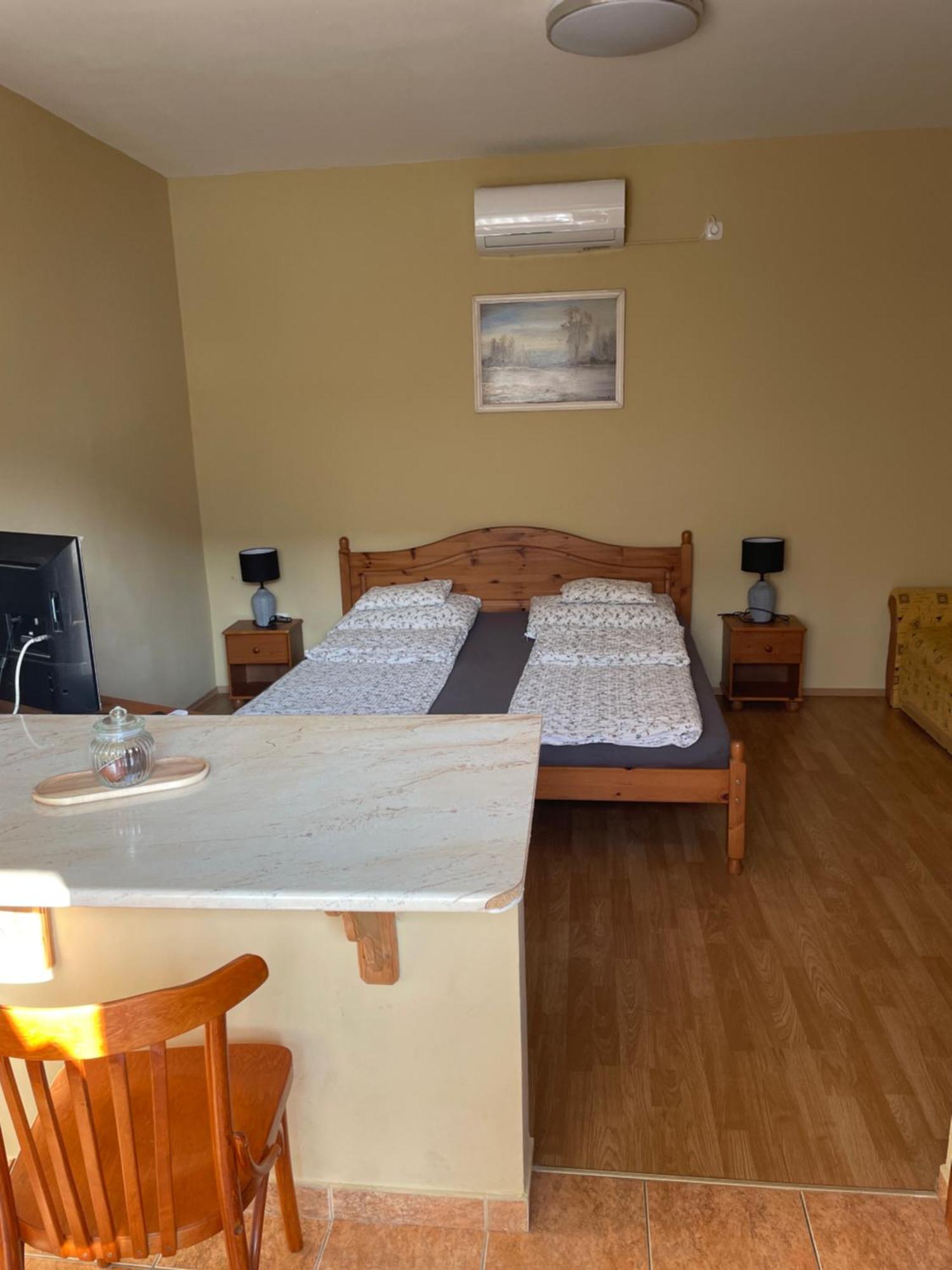 Rozsakert Apartmanhaz Hajdúszoboszló Екстериор снимка